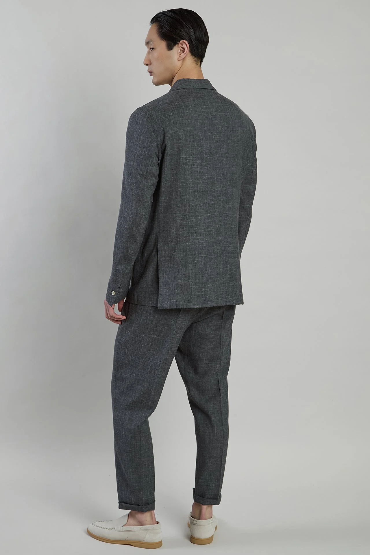 Men's Single-Breasted Wool Silk Linen Slim Suit | Eleventy - Image 3