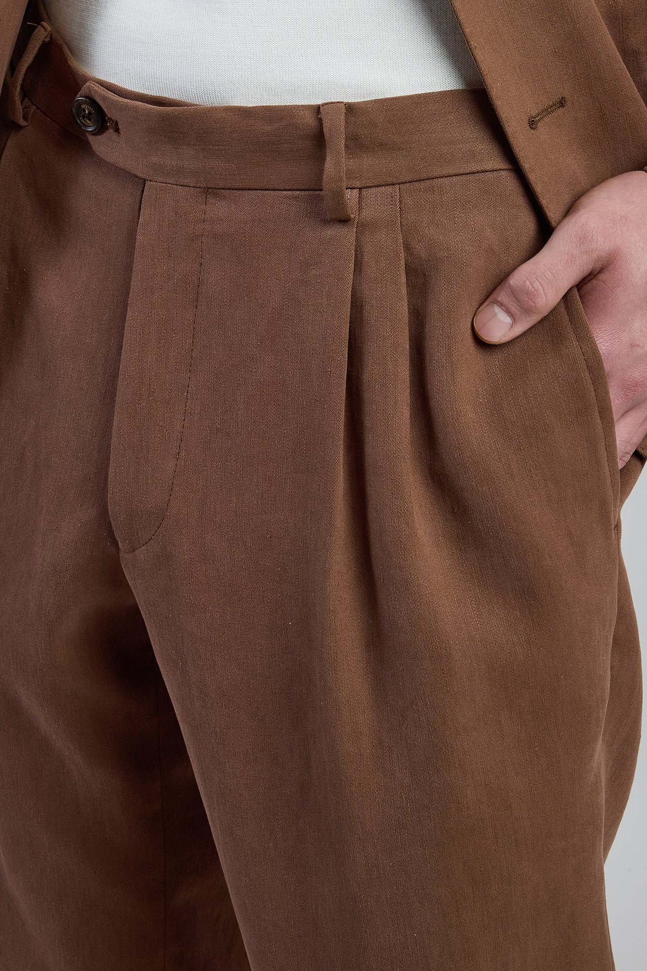Men's Slim Fit Single-Breasted Linen Suit with Pleats | Eleventy - Image 9