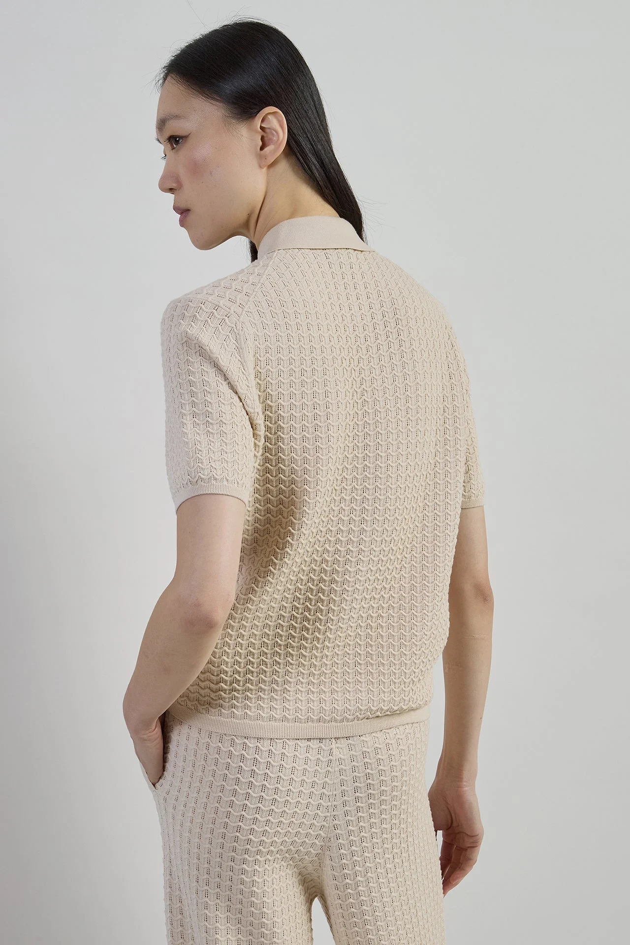 Women's 14 Micron Wool Short Sleeve Knitted Shirt | Eleventy - Image 3