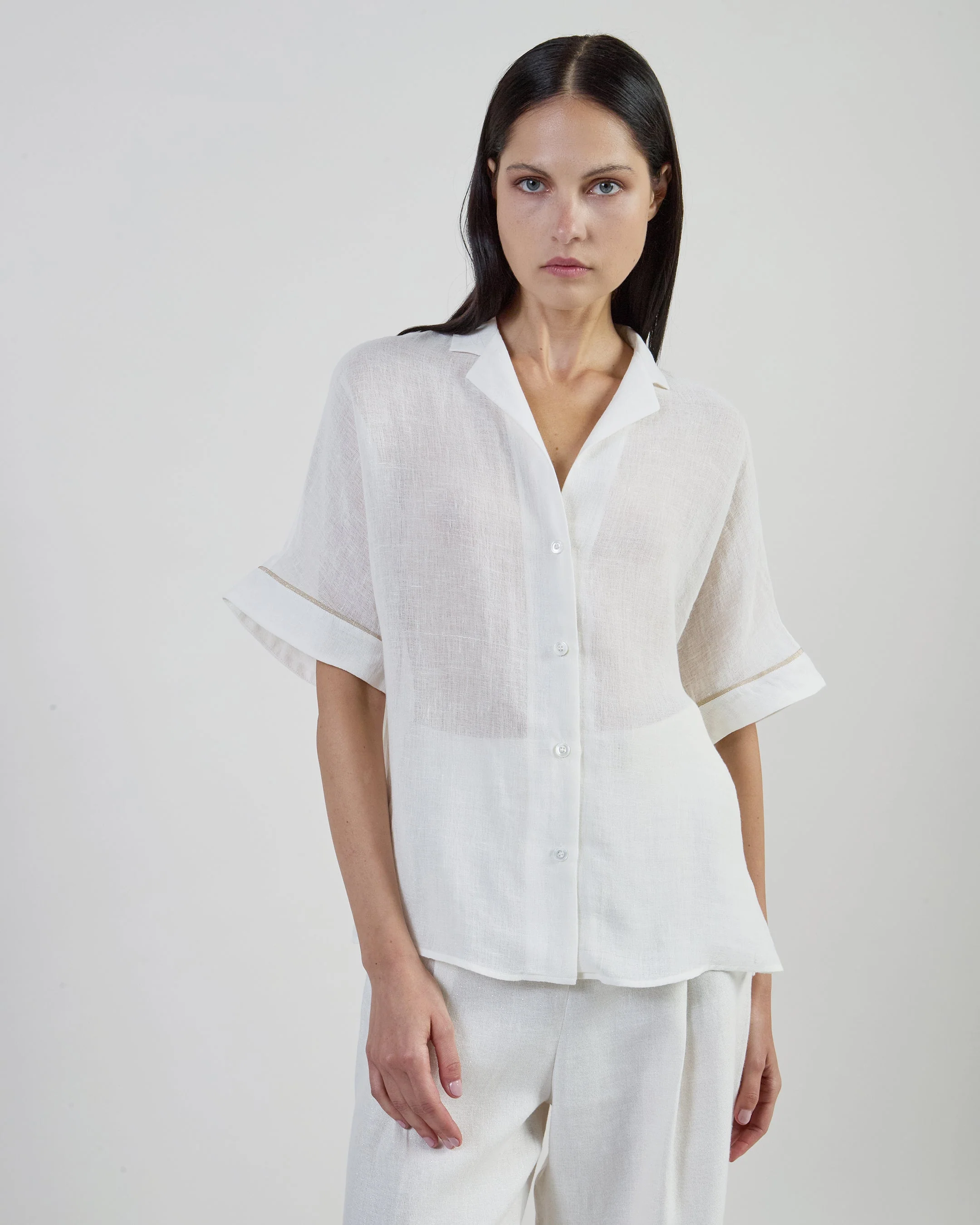 Women's Brushed Linen Short Sleeve Bowling Shirt | Eleventy - Image 2
