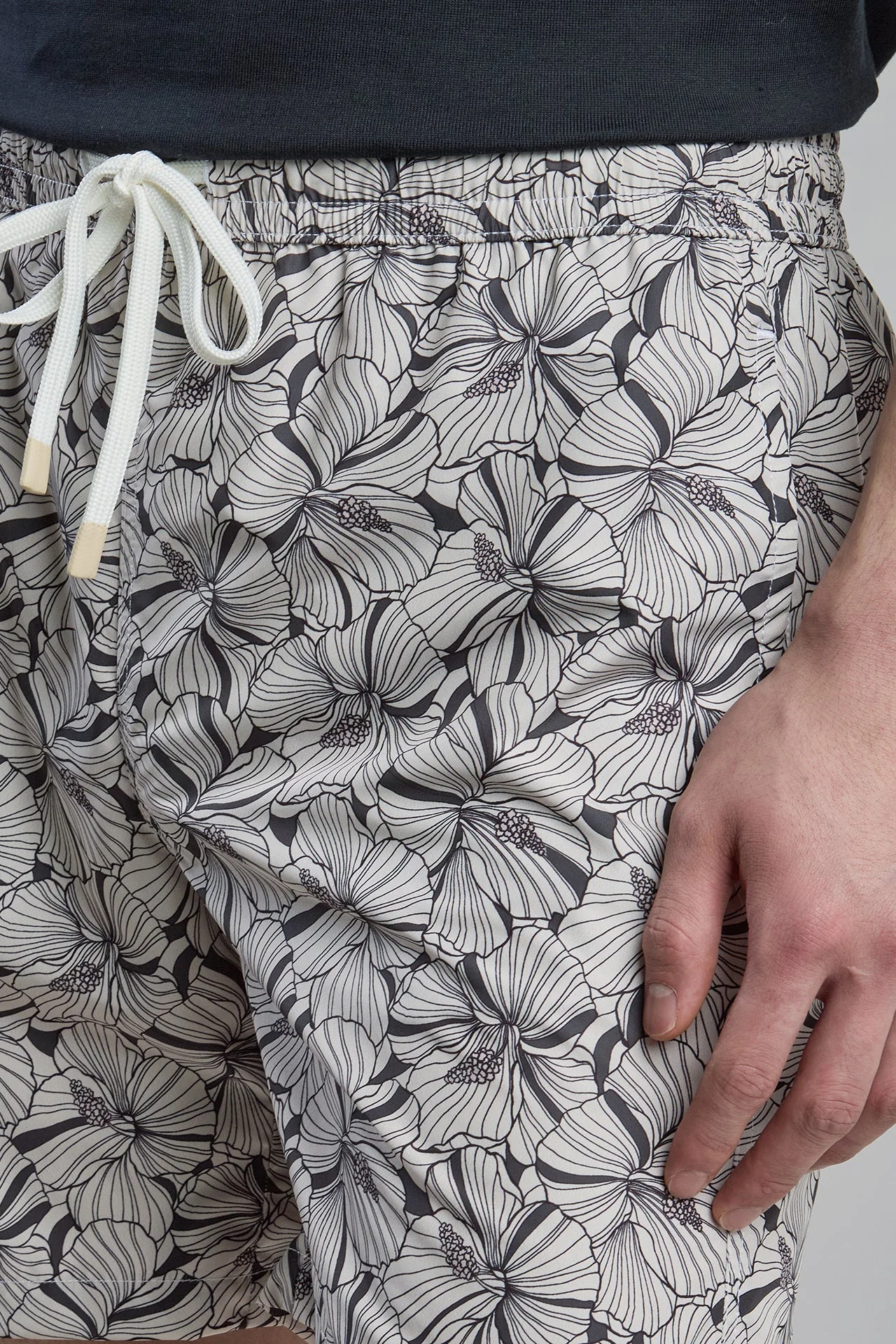 Men's Floral Print Technical Fabric Swim Shorts | Eleventy - Image 4