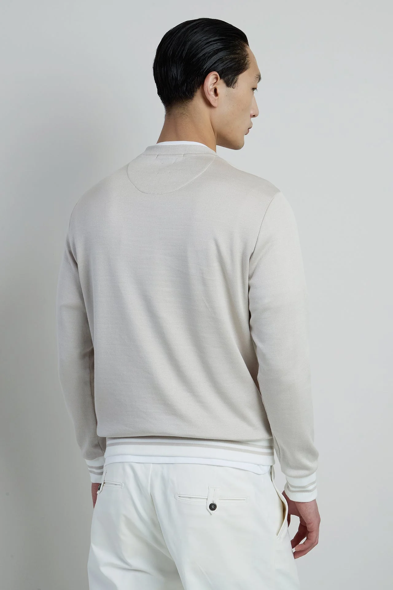 Premium Men's Giza Cotton Jersey Crew Neck Sweatshirt | Eleventy - Image 3