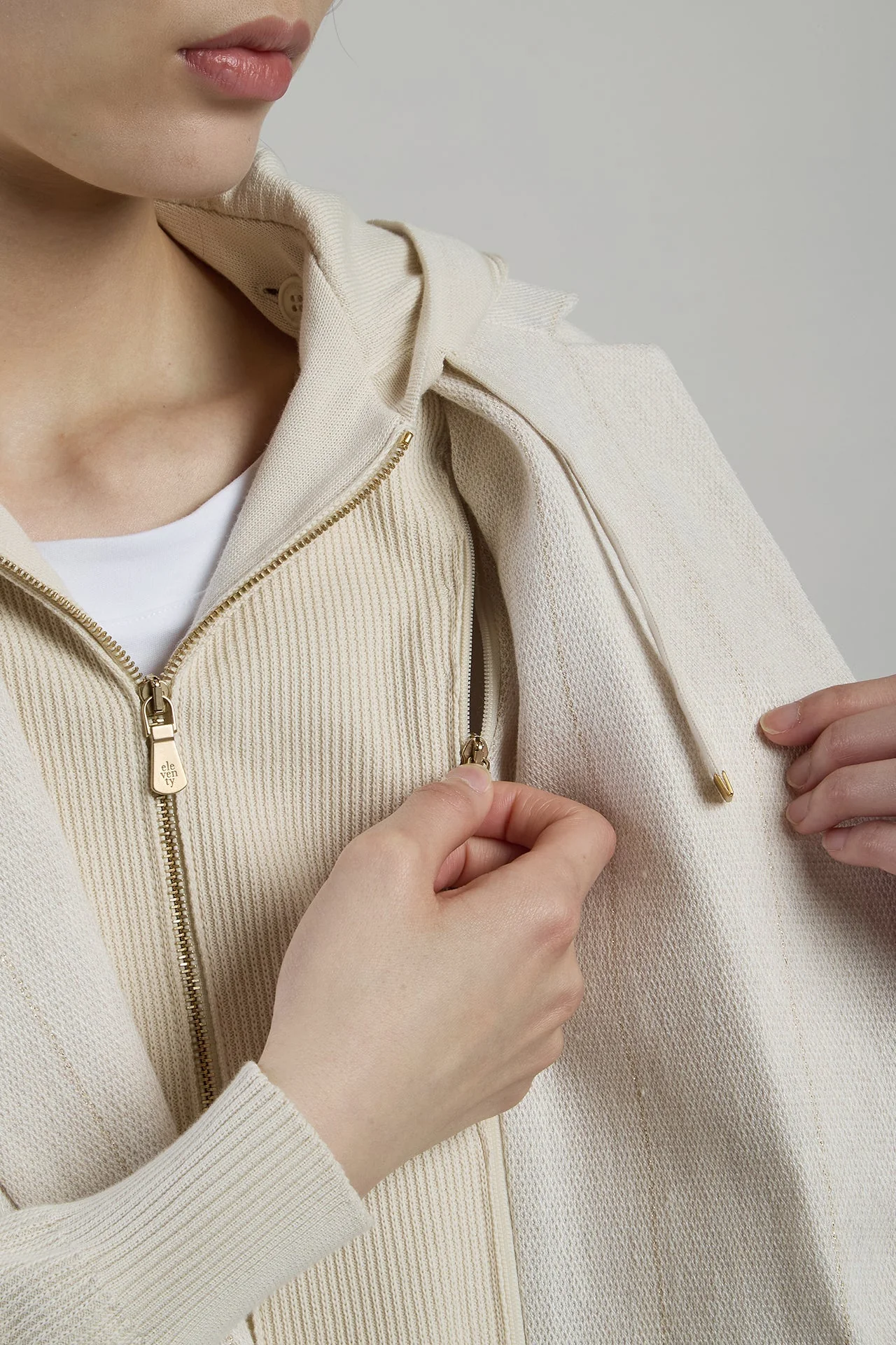 Women's Pinstripe Cotton Linen Single-Breasted Jacket | Eleventy - Image 3
