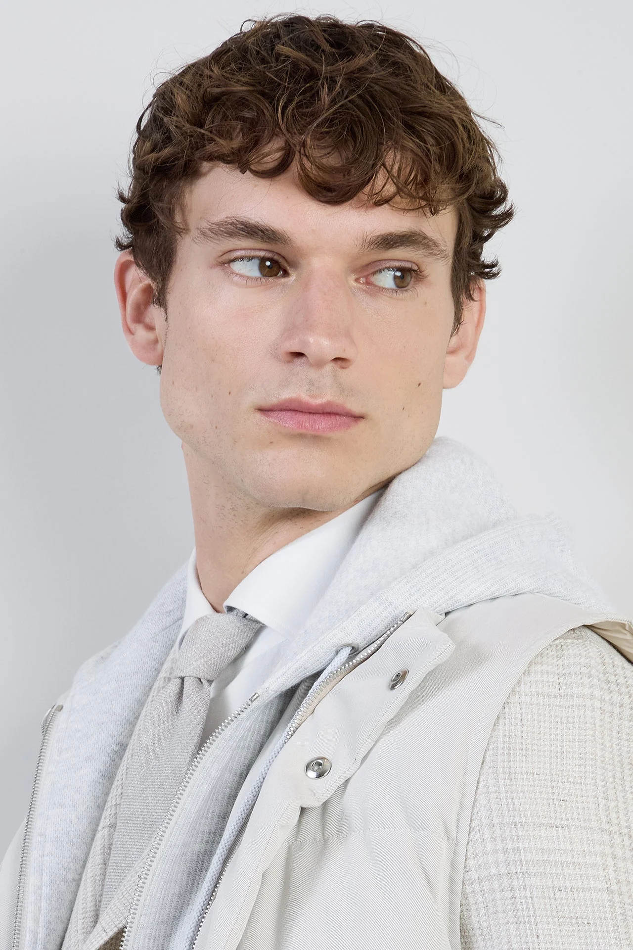 Men's Silk Padded Vest with Detachable Hooded Bib | Eleventy - Image 4