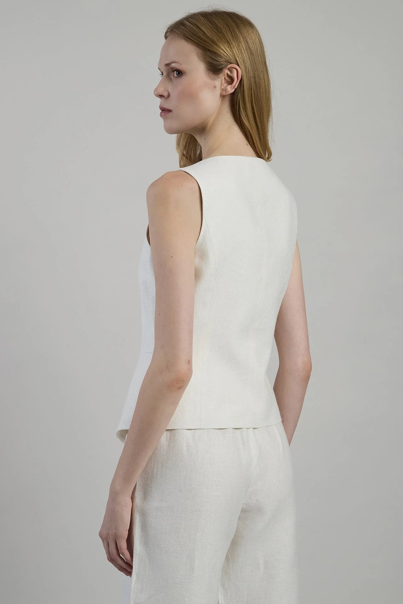 Women's Linen and Viscose Lurex Vest with Boat Neck | Eleventy - Image 3