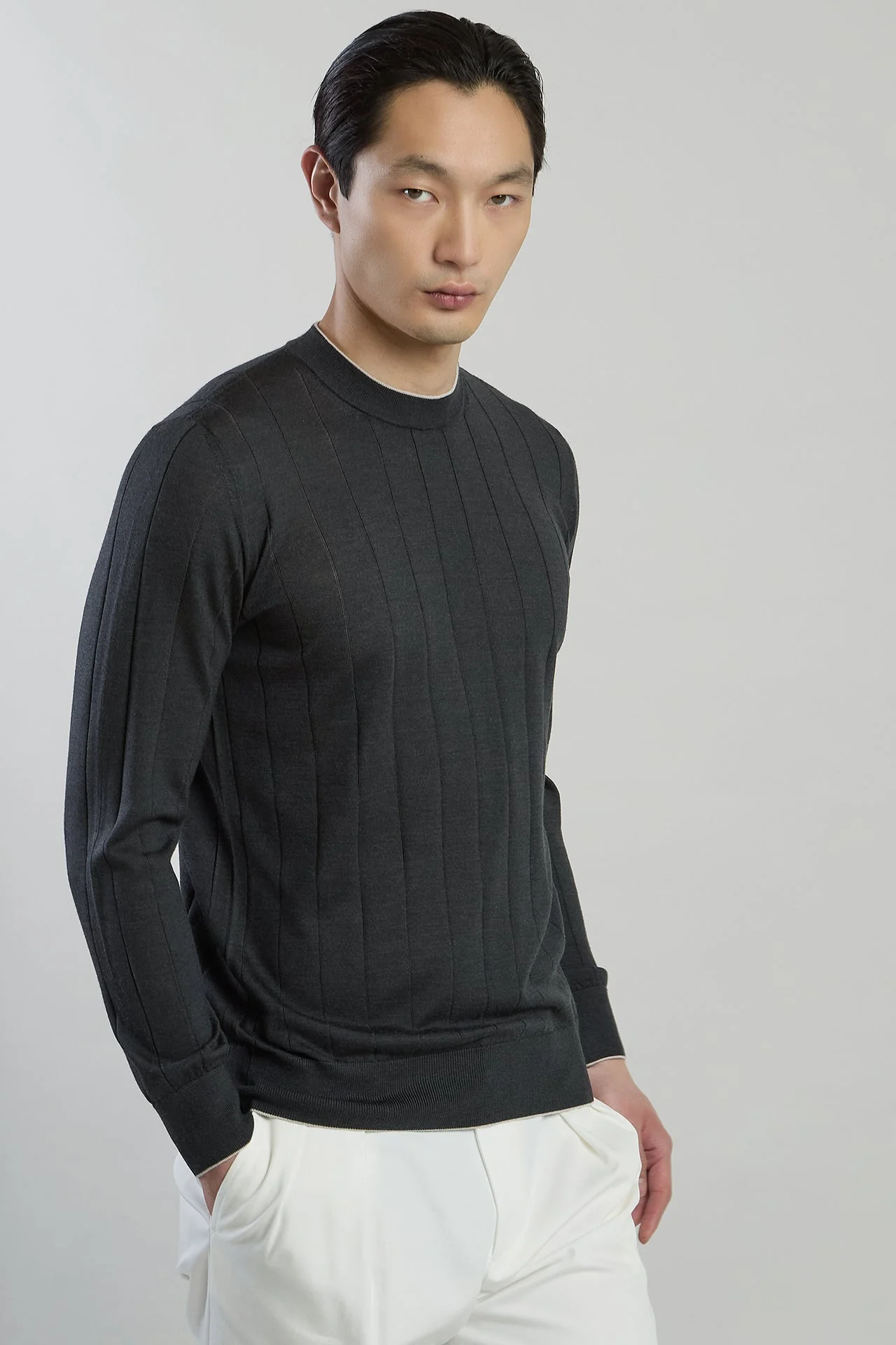 Men's Merino Wool and Silk Crew Neck Sweater | Eleventy - Image 2