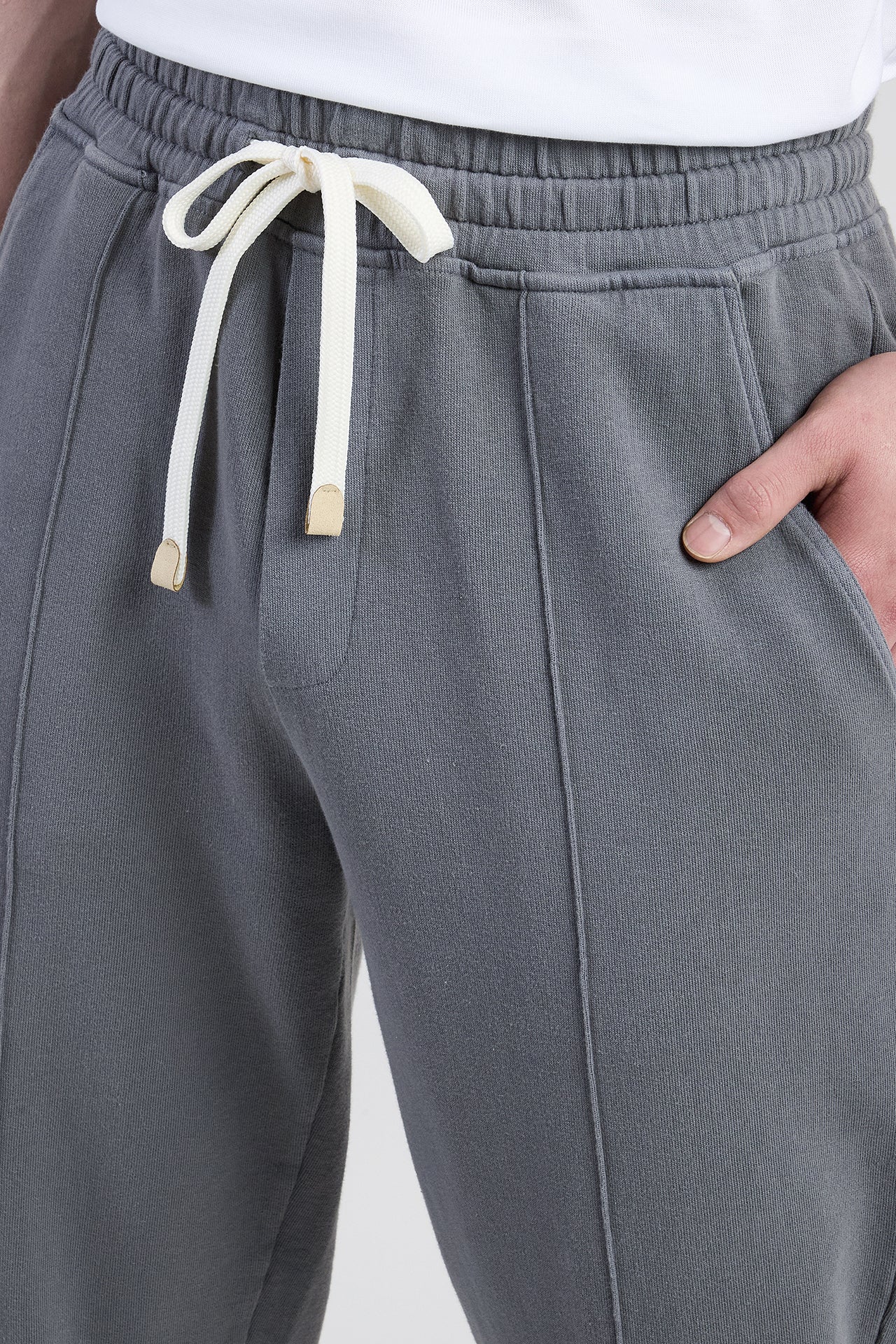 Men's Garment-Dyed Cotton Jersey Jogger Trousers | Eleventy - Image 4