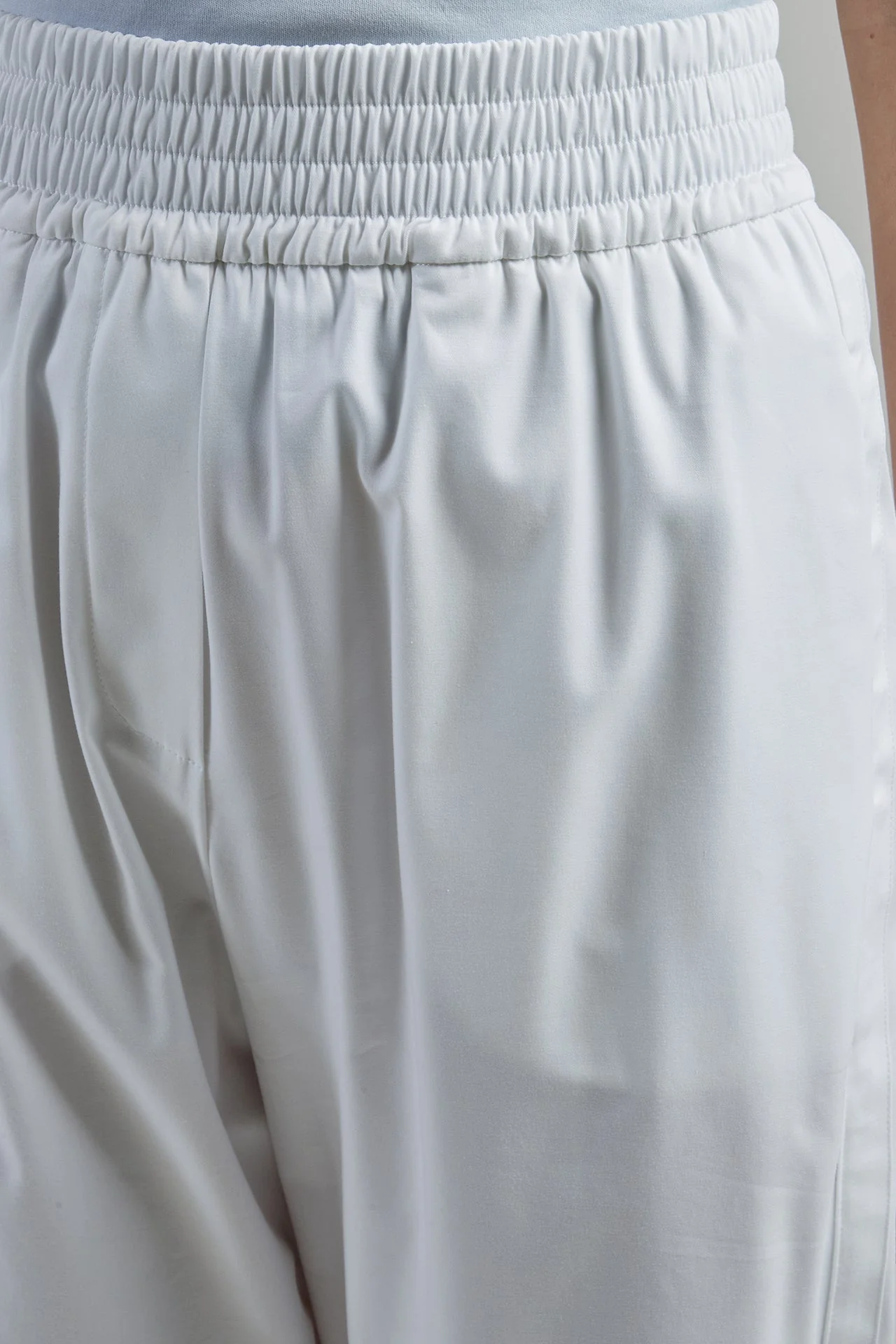 Women's Cotton and Lyocell Trousers with Elastic Waist | Eleventy - Image 4