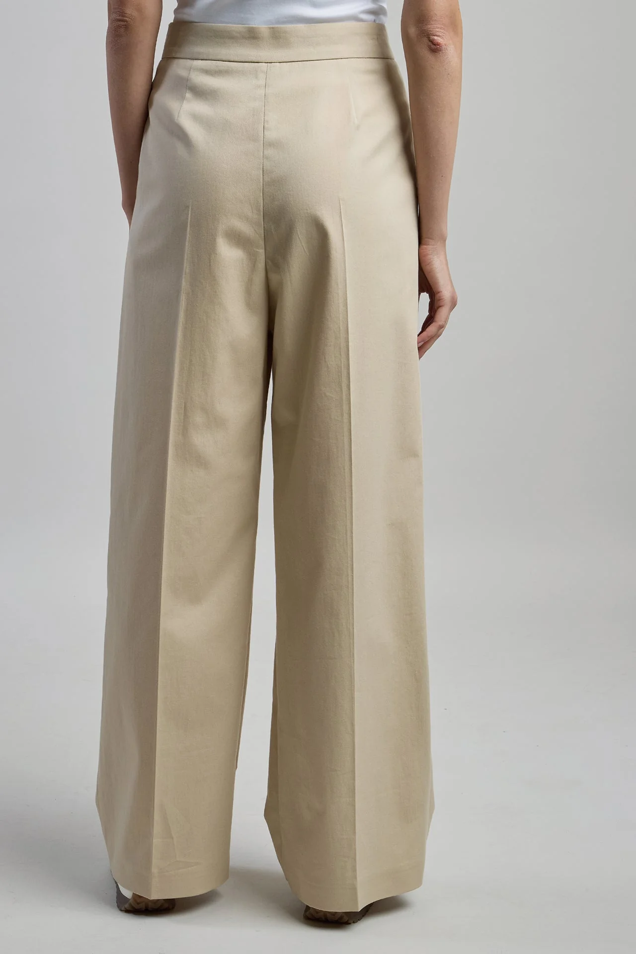 Women's High-Waist Stretch Cotton Trousers with Pleats | Eleventy - Image 3