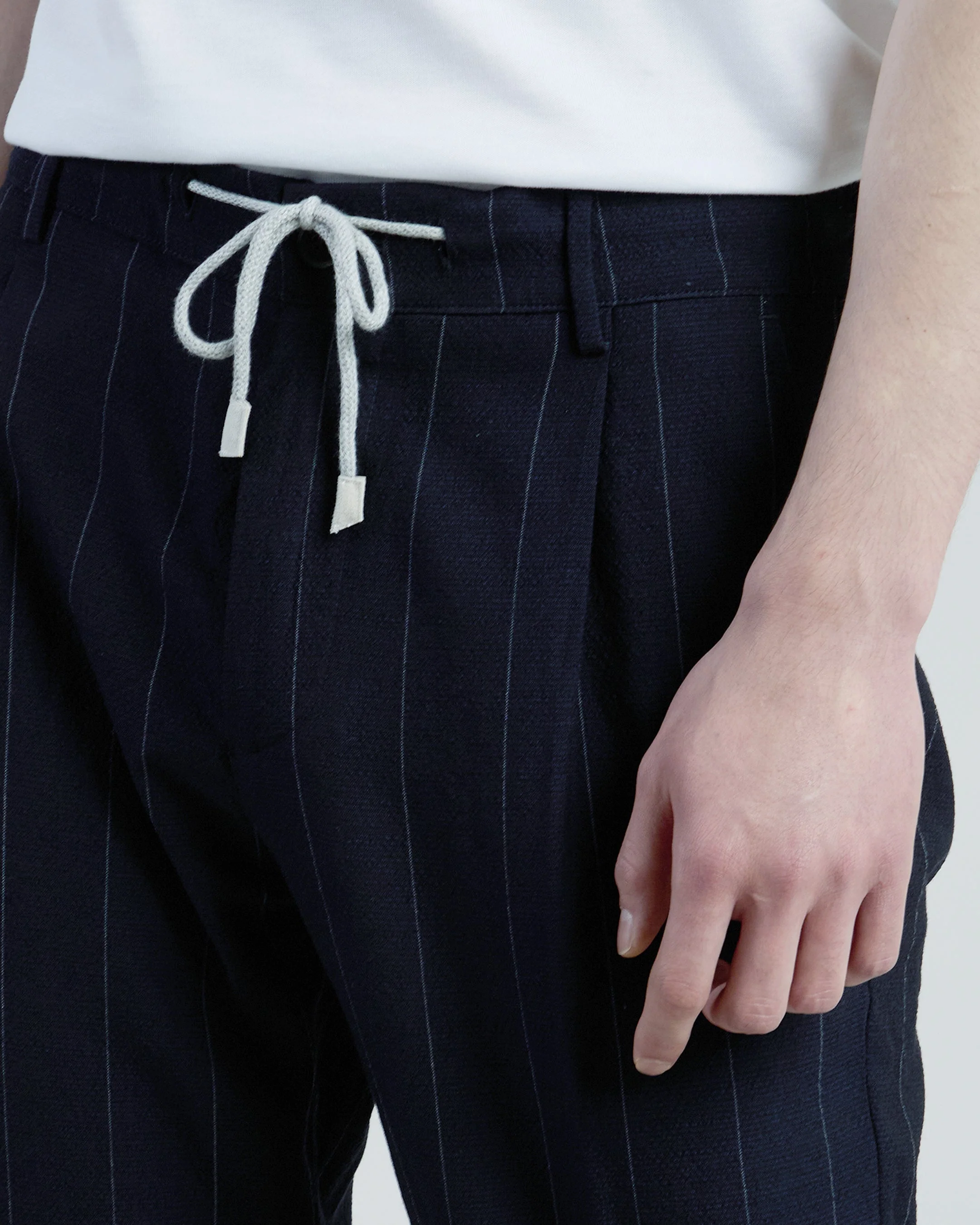 Men's Stretch Wool Jogger Trousers with Pleats | Eleventy - Image 4