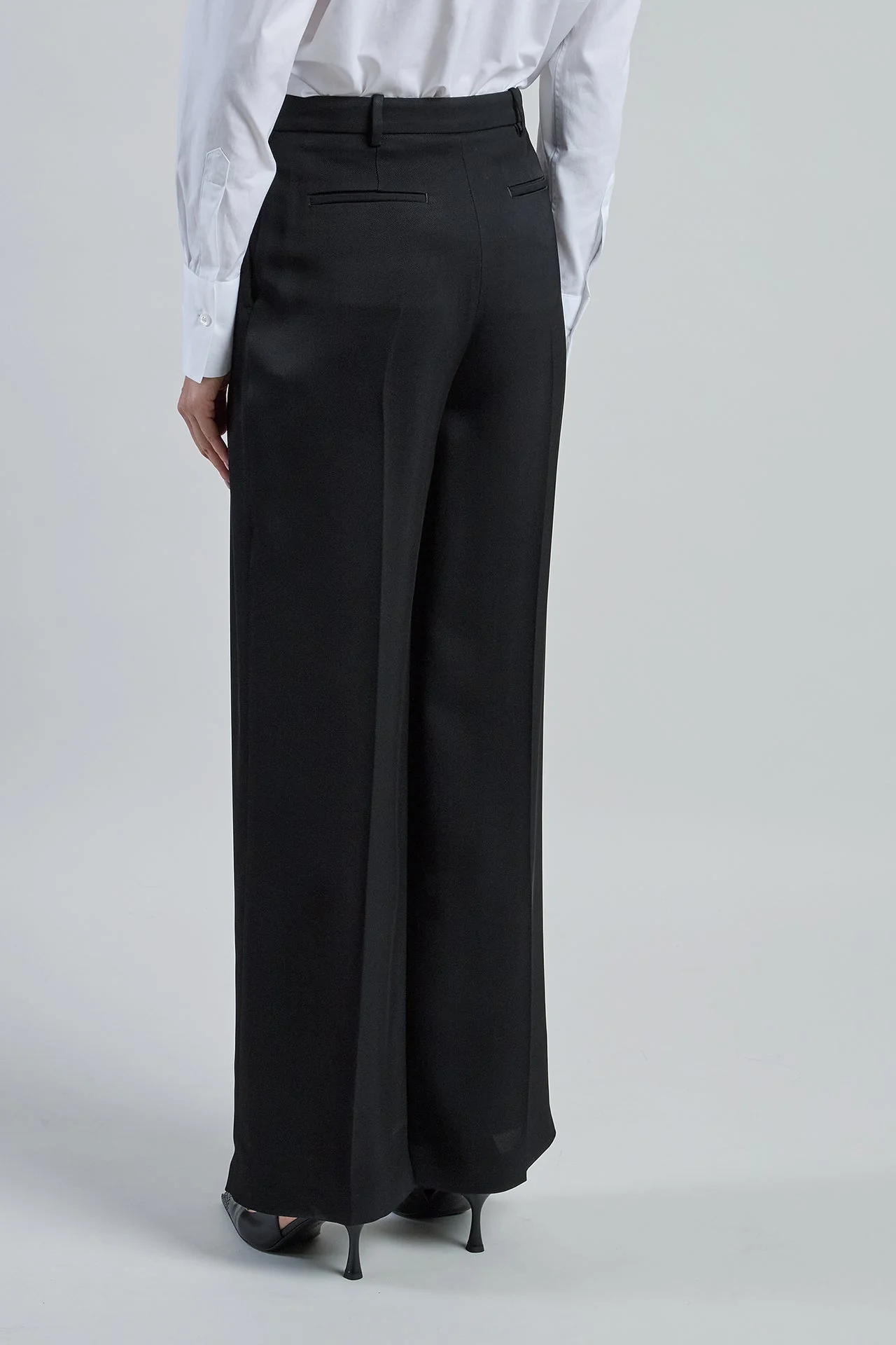 Women's Double Pleated Viscose Trousers | Eleventy - Image 3