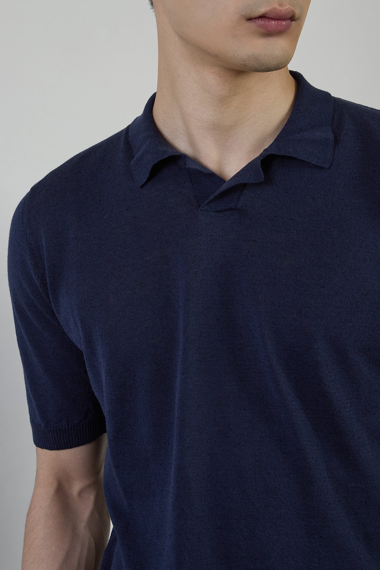 Short-Sleeved Linen and Cotton Knitted Polo Shirt | Eleventy - Image 5