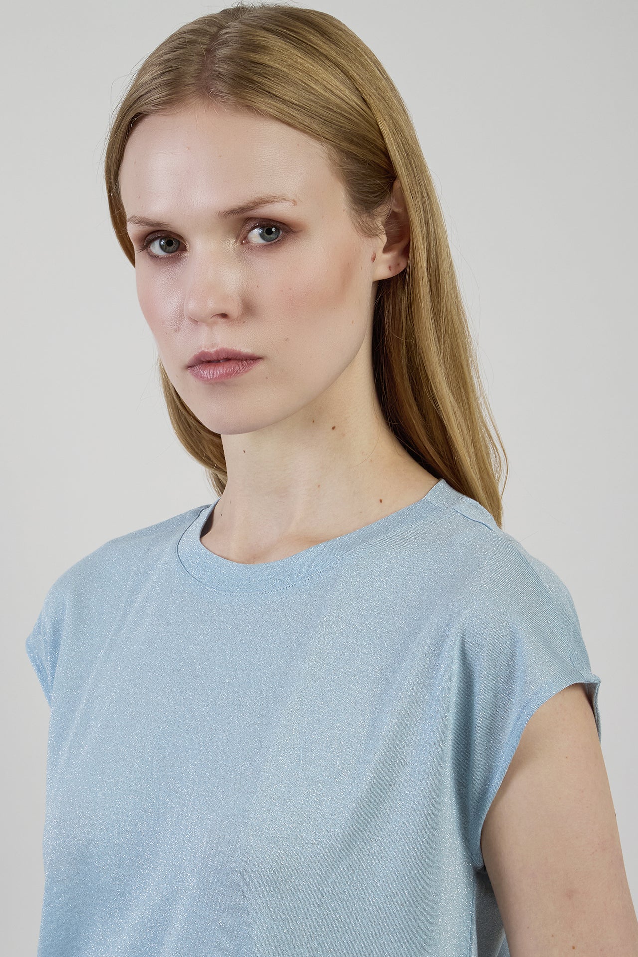 Women's Metallic Jersey Sleeveless Crew Neck T-Shirt | Eleventy - Image 5